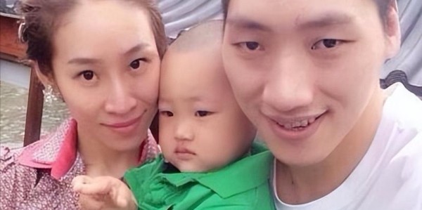 星空体育-他是CBA3届MVP得主，打了19年，退役进管理层，娶空姐幸福美满
